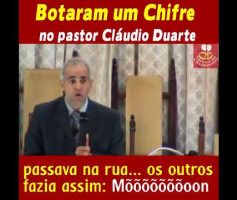 Botaram um Chifre no pastor Cláudio Duarte
